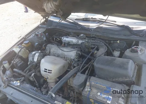 1998 Toyota Camry Ce/Le/Xle from USA, damaged, VIN 4T1BG22K6WU262987